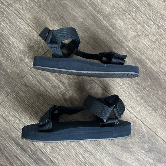 Boys sandals - Picture 3 of 5